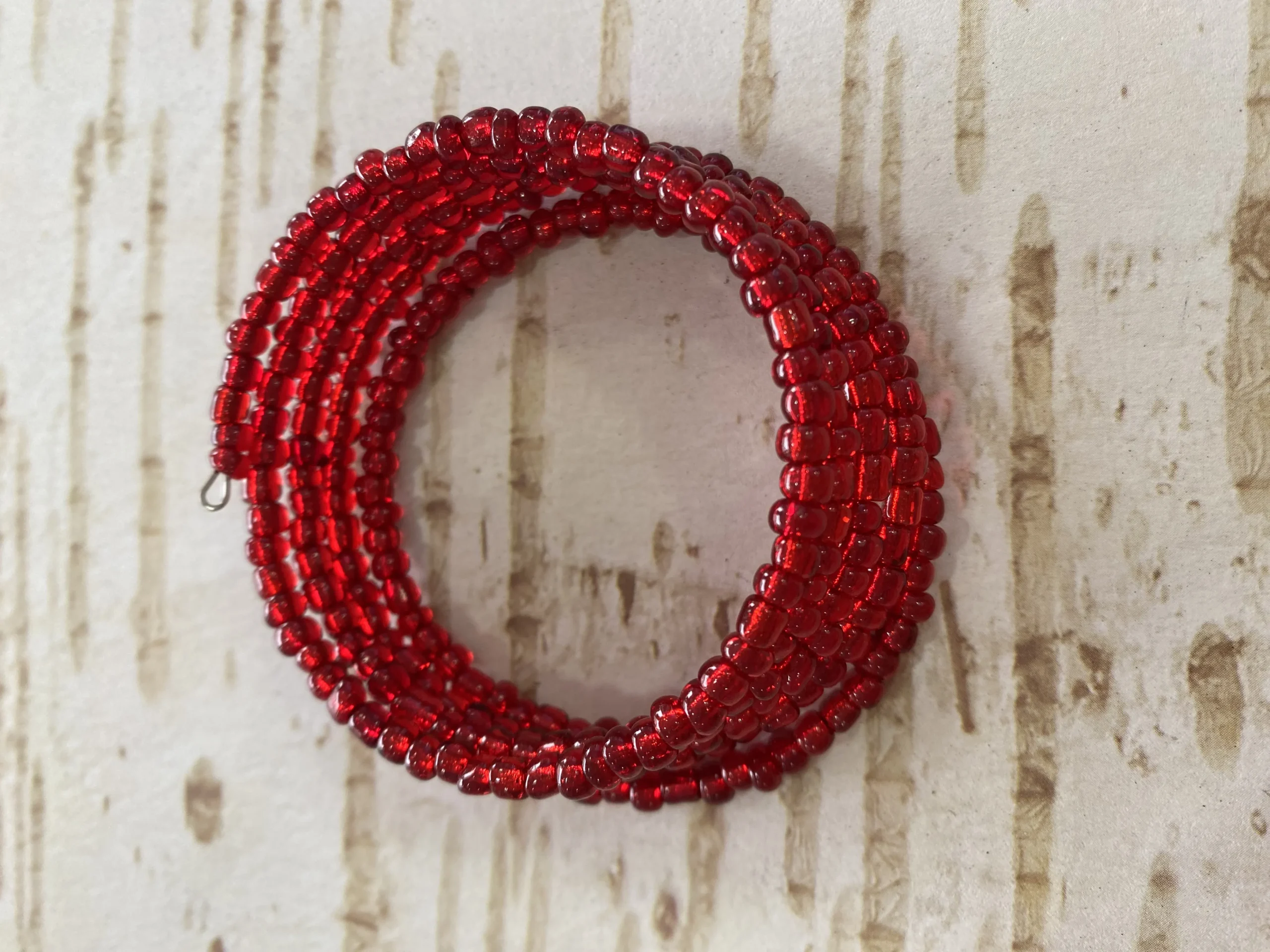 Pulsera Piedra Pequeña Roja  Espiral